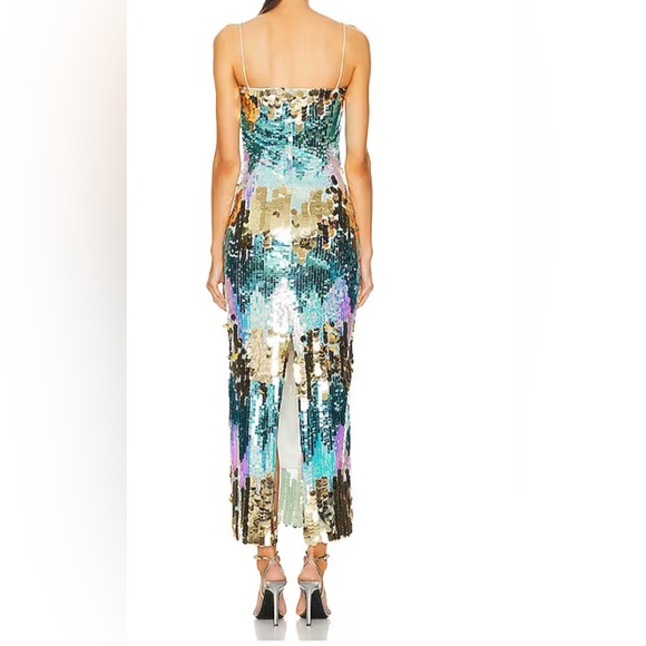 THE NEW ARRIVALS BY ILKYAZ OZEL
Phoenix Dress - Picture 5 of 7